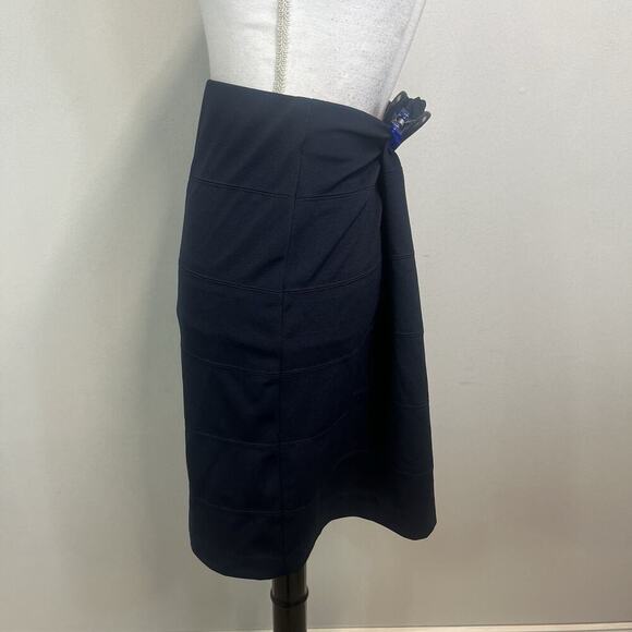 Alfani Skirt size Medium Navy Blue Straight Pencil Knee Stretch No Slit Career - Picture 4 of 6